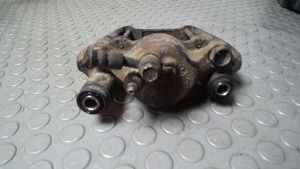 Foto: BREMSSATTEL VORN LINKS eines Mazda Demio 1.4