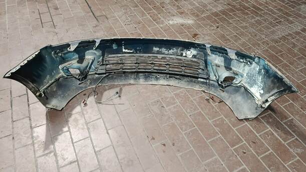 Foto: STOSSFÄNGER/ STOßSTANGE VORN ( LACKIERUNGSBEDÜRFTIG ) eines Ford Mondeo 2.0 Turnier TDDI