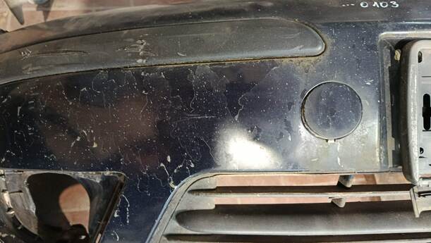 Foto: STOSSFÄNGER/ STOßSTANGE VORN ( LACKIERUNGSBEDÜRFTIG ) eines Ford Mondeo 2.0 Turnier TDDI