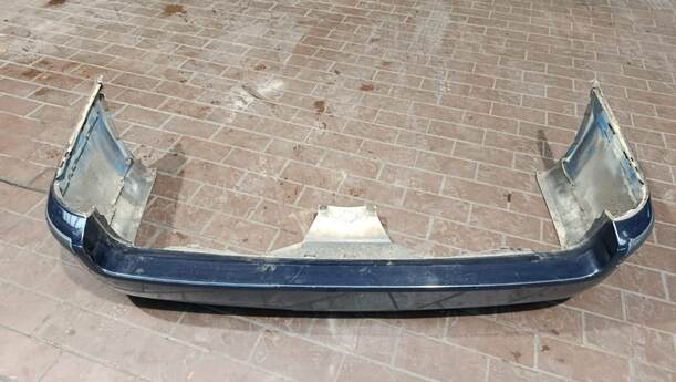Foto: STOSSFÄNGER/ STOßSTANGE HINTEN ( TURNIER ) eines Ford Mondeo 2.0 Turnier TDDI