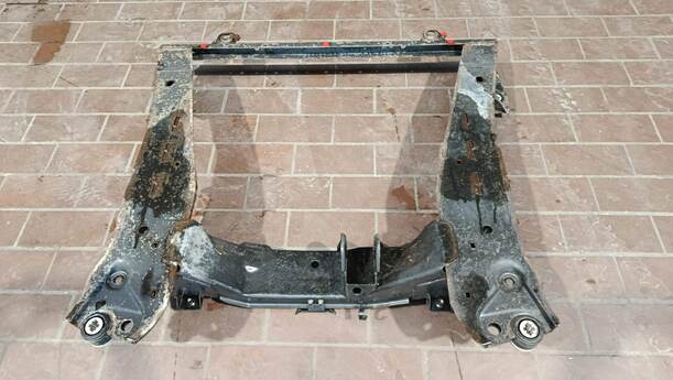 Foto: VORDERACHSE/ ACHSE VORN eines Ford Mondeo 2.0 Turnier TDDI