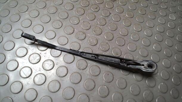 Foto: SCHEIBENWISCHERARM HINTEN ( TURNIER ) eines Ford Mondeo 2.0 Turnier TDDI
