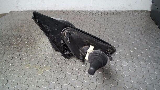Foto: AUSSENSPIEGEL MECHANISCH VERSTELLBAR LINKS eines Ford Mondeo 2.0 Turnier TDDI