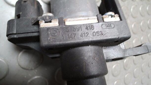 Foto: HEIZVENTIL eines BMW 316i compact