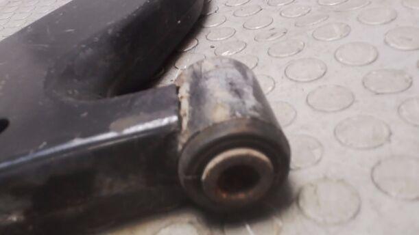 Foto: QUERLENKER VORN RECHTS eines Toyota Corolla 1.4