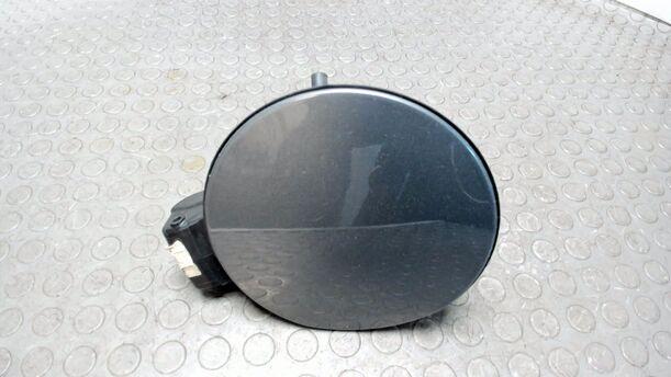 Foto: TANKKLAPPE / TANKDECKEL eines VW Golf Plus 1.4