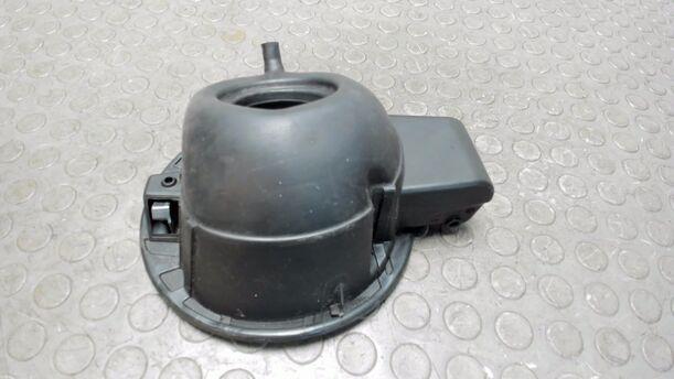Foto: TANKKLAPPE / TANKDECKEL eines VW Golf Plus 1.4