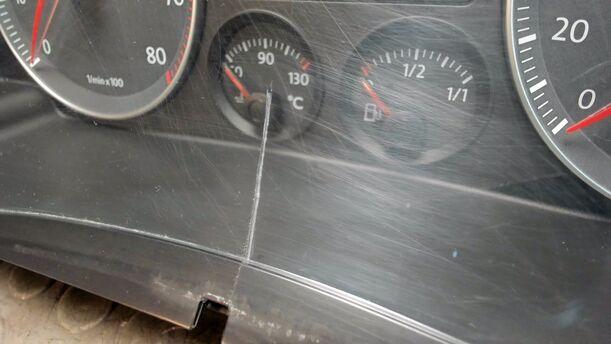 Foto: KOMBIINSTRUMENT / TACHOEINHEIT eines VW Golf Plus 1.4