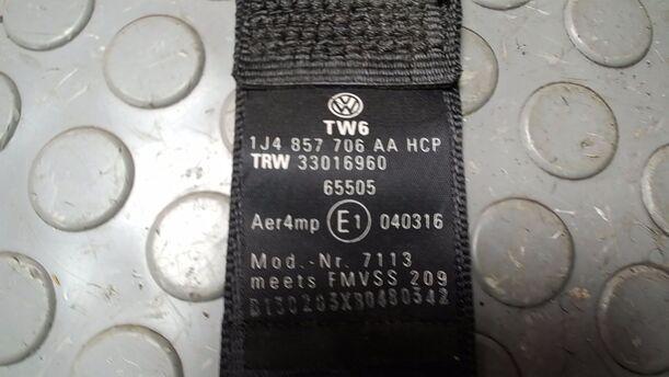 Foto: SICHERHEITSGURT VORN RECHTS ( 4/5 TÜRER AB 2000 ) eines VW Golf 1.4