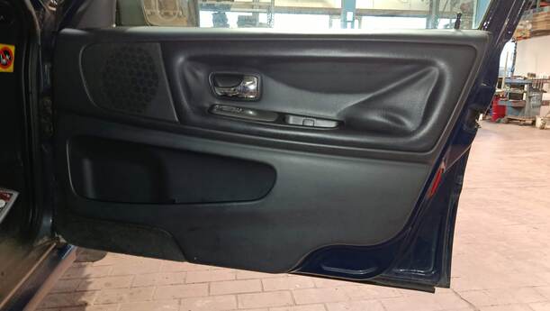 Foto: TÜR VORNE RECHTS eines Volvo V70 2.4