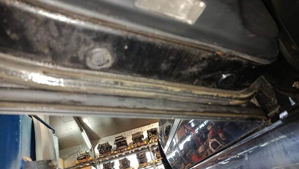 Foto: TÜR HINTEN LINKS ( TOURING ) eines BMW 523i touring