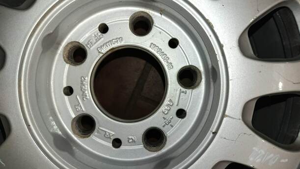 Foto: ERSATZRAD eines BMW 523i touring