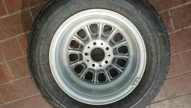 Foto: ERSATZRAD eines BMW 523i touring