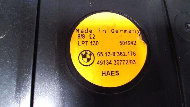Foto: SUBWOOFERBOX eines BMW 523i touring Si