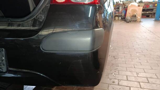 Foto: STOSSFÄNGER/ STOßSTANGE HINTEN eines Renault Twingo 1.2 16V Si