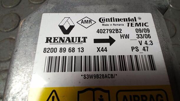 Foto: STEUERGERÄT AIRBAG/ AIRBAGSTEUERGERÄT eines Renault Twingo 1.2 16V Si