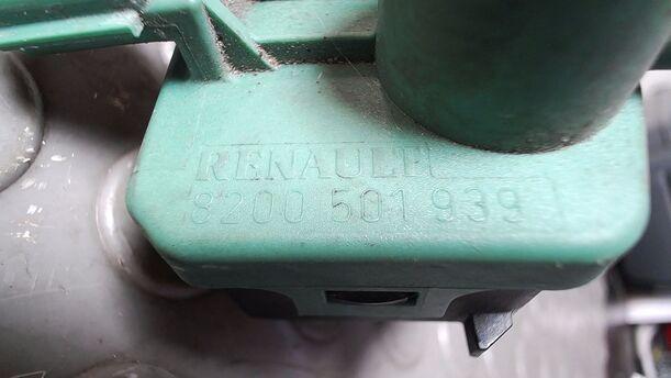 Foto: STELLMOTOR LEUCHTWEITENREGULIERUNG eines Renault Twingo 1.2 16V Si