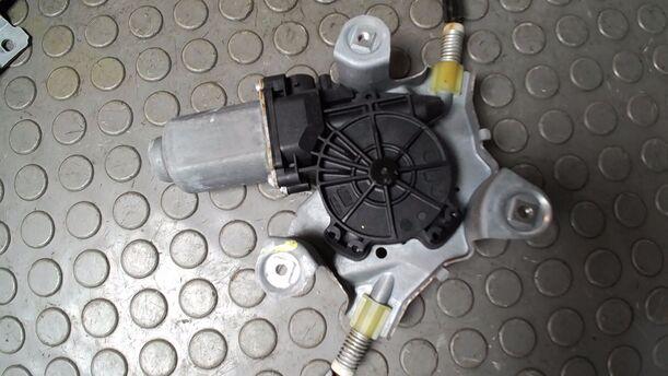 Foto: FENSTERHEBER ELEKTRISCH LINKS eines Renault Twingo 1.2 16V