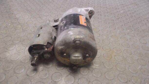 Foto: ANLASSER / STARTER eines Toyota Starlet P6