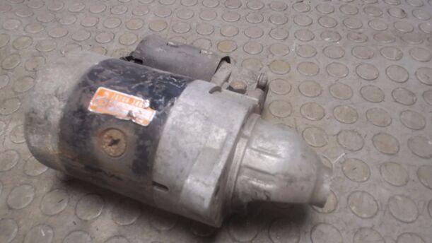 Foto: ANLASSER / STARTER eines Toyota Starlet P6