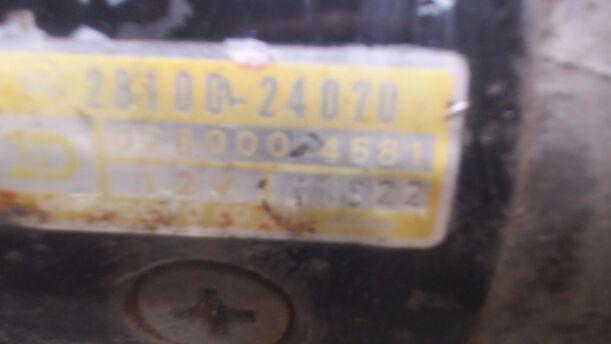 Foto: ANLASSER / STARTER eines Toyota Starlet P6