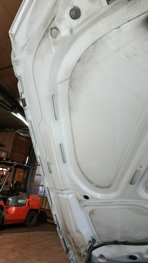 Foto: MOTORHAUBE eines BMW 116i
