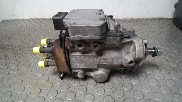 Foto: DIESELEINSPRITZPUMPE eines Ford Mondeo 2.0 Turnier TDDI