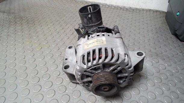 Foto: LICHTMASCHINE eines Ford Mondeo 2.0 Turnier TDDI