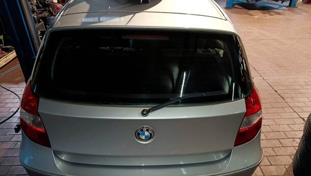 Foto: HECKKLAPPE / HECKDECKEL ( 4/5 TÜRER ) eines BMW 116i