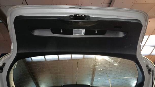Foto: HECKKLAPPE / HECKDECKEL ( 4/5 TÜRER ) eines BMW 116i