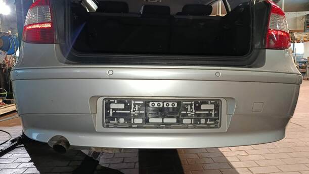 Foto: STOSSFÄNGER / STOßSTANGE HINTEN eines BMW 116i