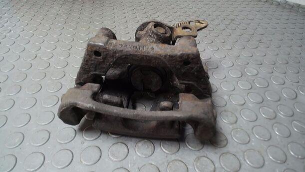 Foto: BREMSSATTEL HINTEN LINKS eines Ford Mondeo 2.0 Turnier TDDI