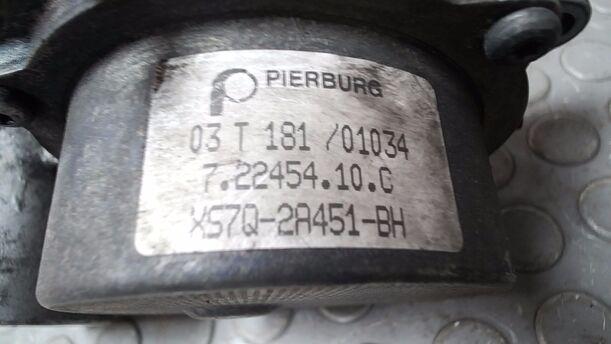 Foto: VAKUUMPUMPE eines Ford Mondeo 2.0 Turnier TDDI