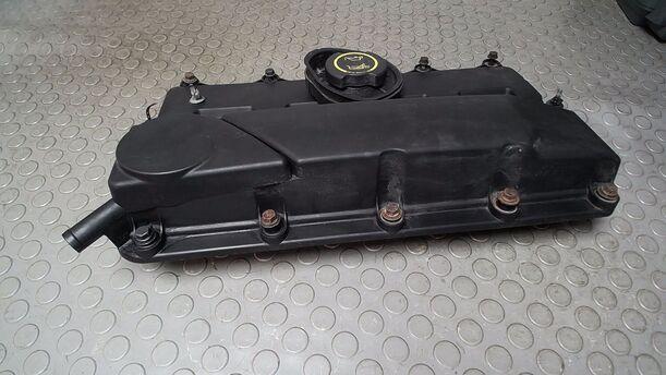 Foto: VENTILDECKEL ( SDBA ) eines Ford Mondeo 2.0 Turnier TDDI