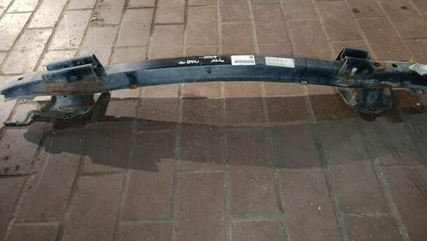 Foto: VERSTÄRKUNG HINTEN eines BMW 116i