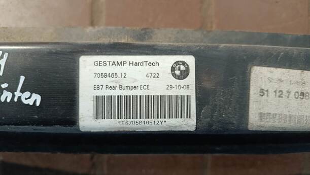 Foto: VERSTÄRKUNG HINTEN eines BMW 116i