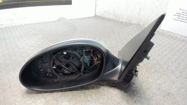 Foto: AUSSENSPIEGEL LINKS ELEKTRISCH VERSTELLBAR eines BMW 116i CLX