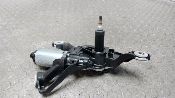 Foto: SCHEIBENWISCHERMOTOR HINTEN eines BMW 116i CLX
