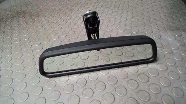 Foto: INNENSPIEGEL AUTOMATISCH ABBLENDBAR eines Rover 75 Tourer 2.0 CDTi CLX