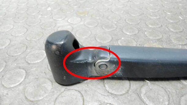 Foto: SCHEIBENWISCHERARM HINTEN eines BMW 116i CLX