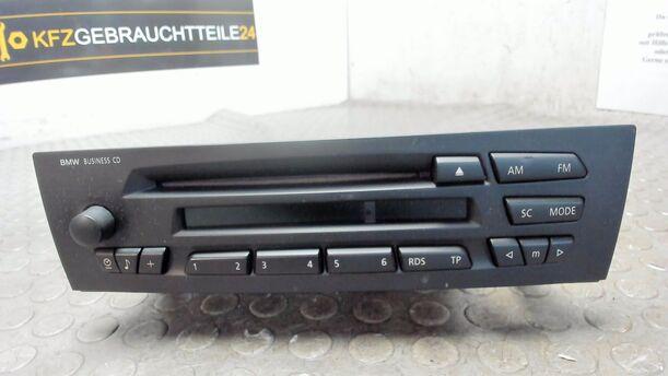 Foto: RADIO / BUSINESS CD eines BMW 116i CLX