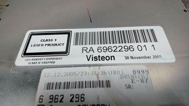 Foto: RADIO / BUSINESS CD eines BMW 116i CLX