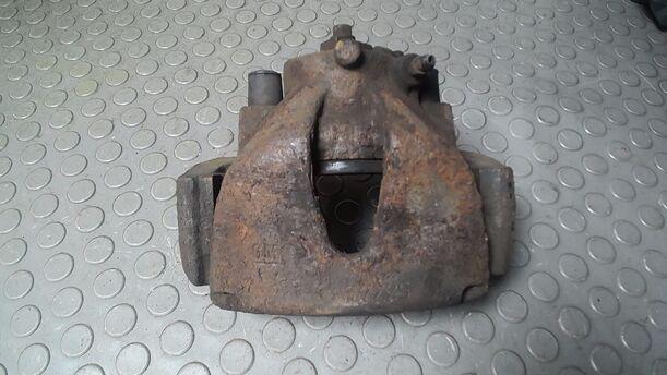 Foto: BREMSSATTEL VORN LINKS ( ATE ) eines Opel Zafira 2.2 Automatik SX