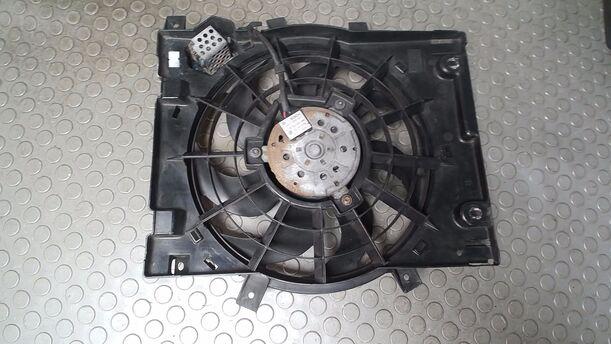 Foto: ELEKTROLÜFTER/ ZUSATZÖÜFTER eines Opel Zafira 2.2 Automatik SX