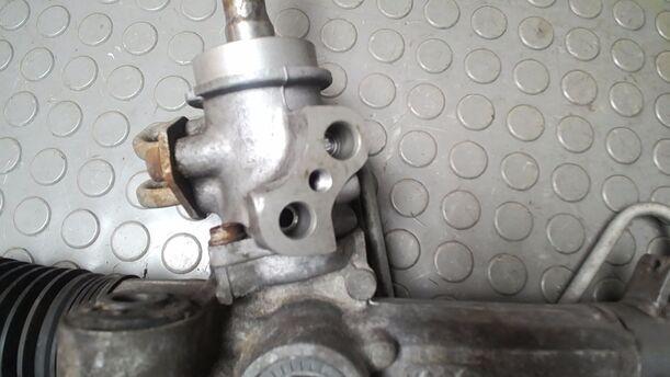 Foto: SERVOLENKUNG/ LENKGETRIEBE ( ZF ) eines Opel Zafira 2.2 Automatik SX