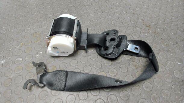 Foto: SICHERHEITSGURT VORNE  LINKS ( 4/5 TÜRER ) eines BMW 116i SX
