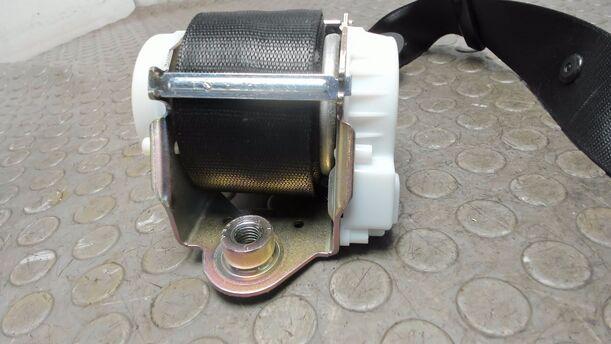 Foto: SICHERHEITSGURT VORNE  LINKS ( 4/5 TÜRER ) eines BMW 116i SX