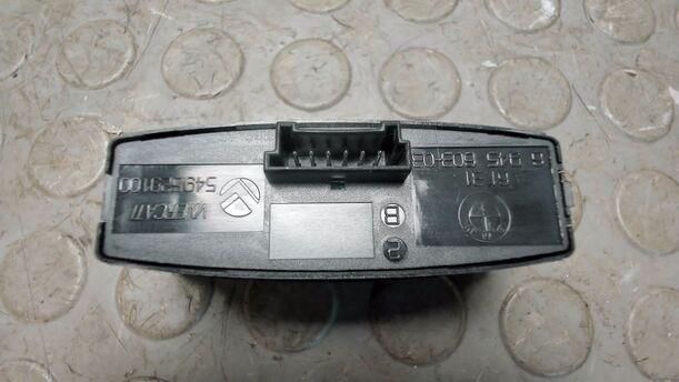 Foto: WARNBLINKSCHALTER / ZV / DTC eines BMW 116i
