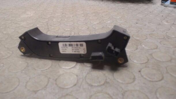 Foto: SCHALTER TEMPOMAT eines BMW 520i touring