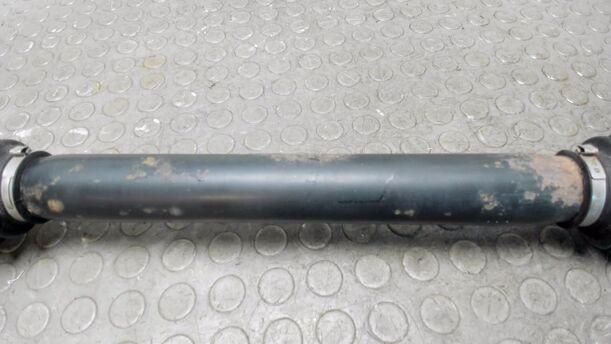 Foto: ANTRIEBSWELLE HINTEN LINKS eines BMW 116i